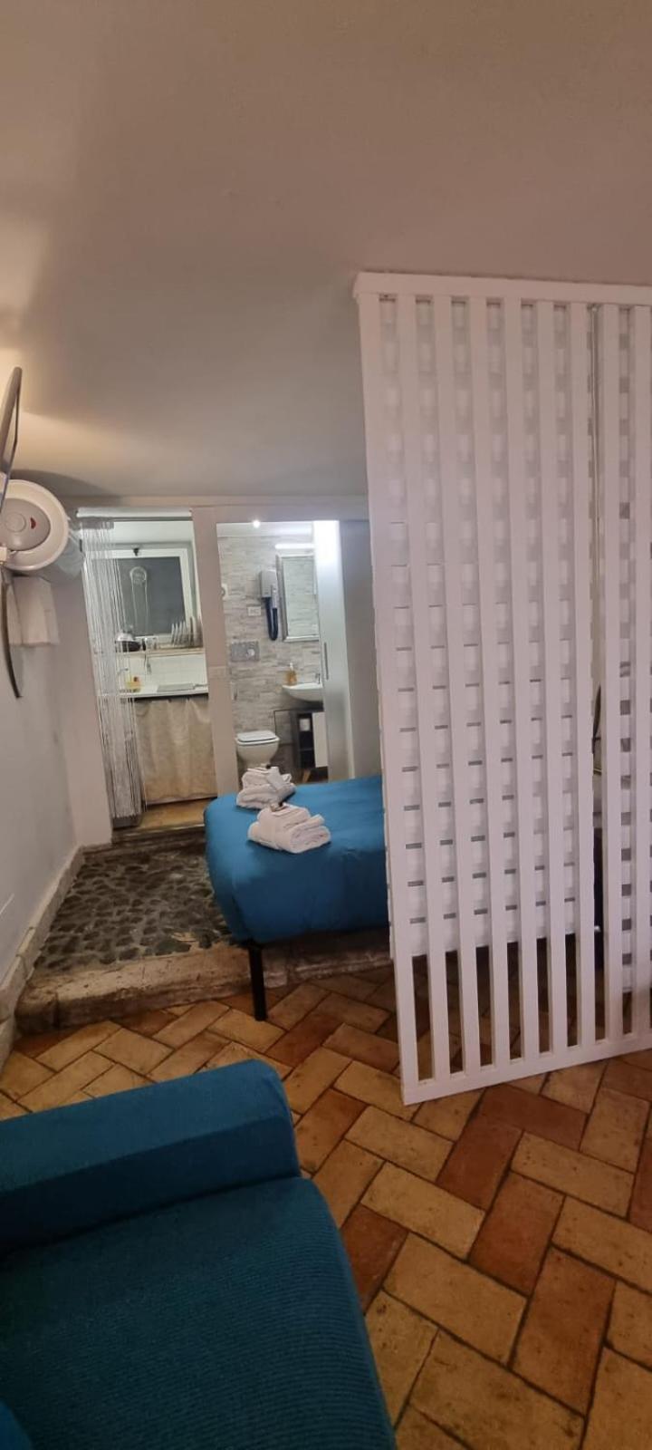 Domus Next Campo De'Fiori With Thermal Shower Roma Esterno foto